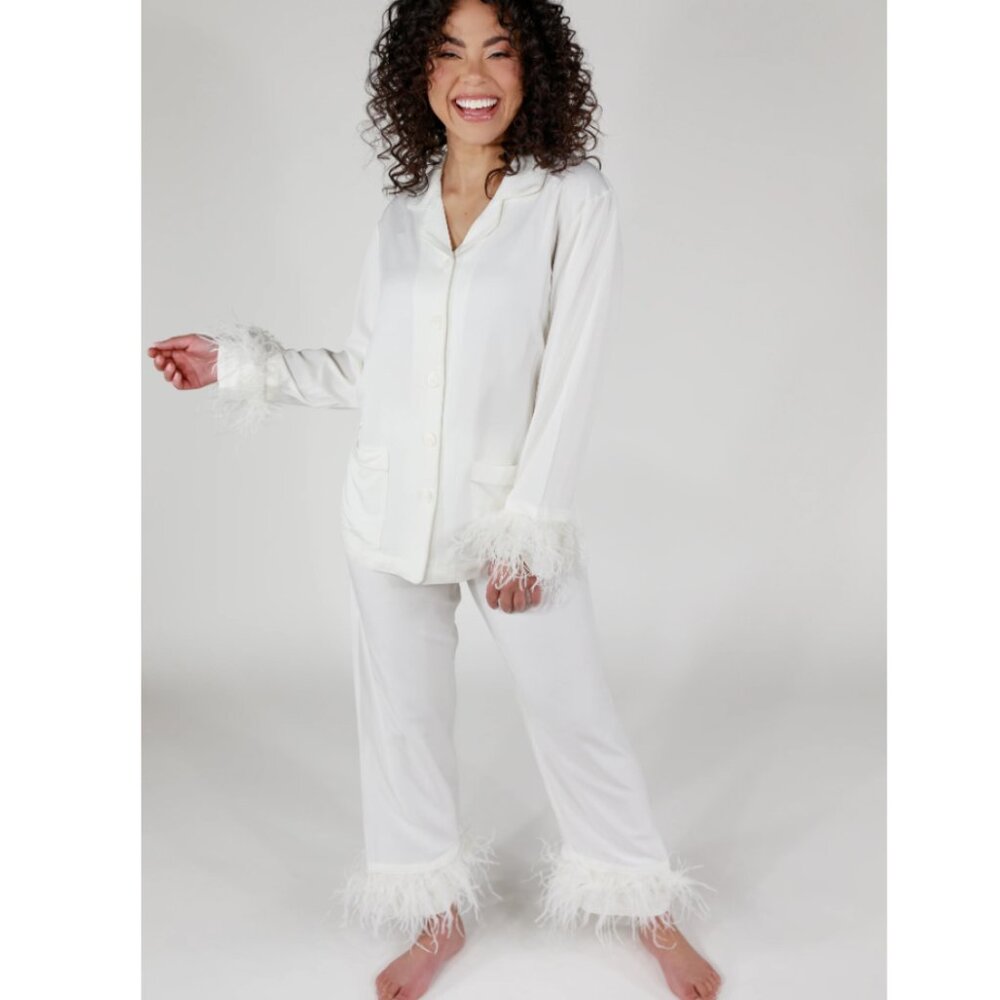 In My Sundays White Feather Pajamas